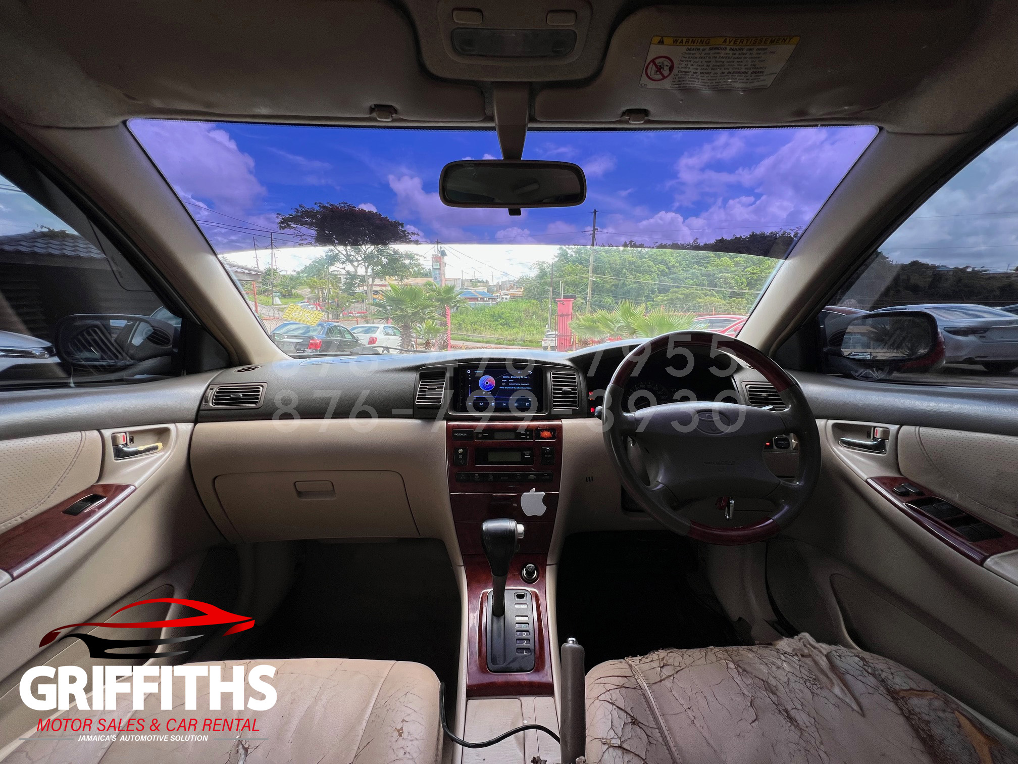 Vehicle Image 9
